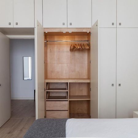 Classy 2Bdr Apartment In Downtown By Lovelystay Lisboa Exterior foto